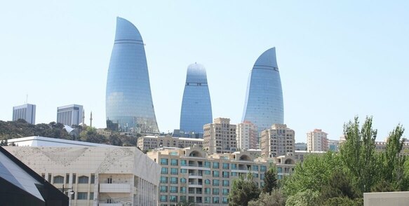 Нерухомість в Азербайджані