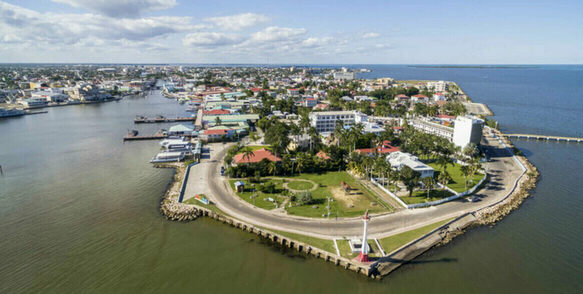 Нерухомість в Белізі