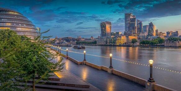 Нерухомість в Великобританії