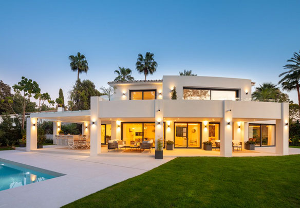 ვილა 5 საძინებელი 495 მ² ნუევა ანდალუსიაში — Las Brisace, ესპანეთი