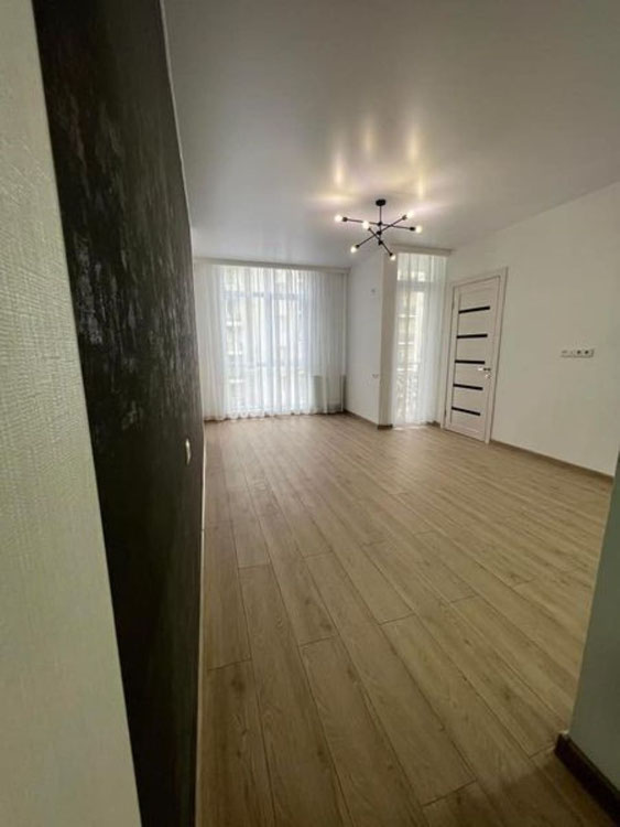 巴统公寓 — 来自开发商和业主的房地产搜索引擎 GEOLN.COM. 照片 1