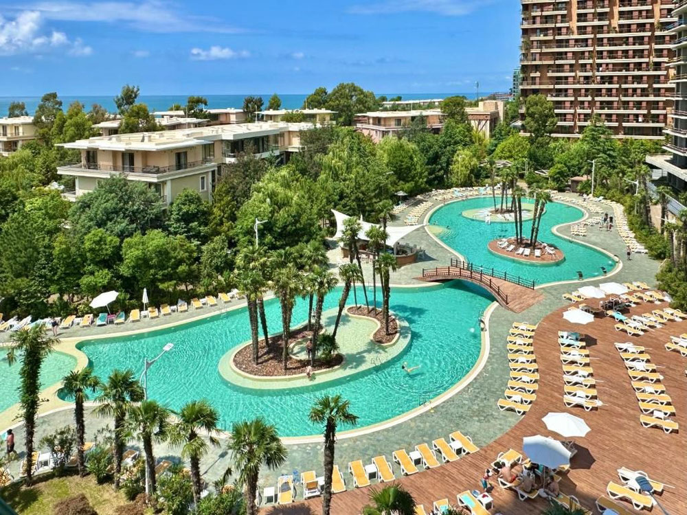 Apartment for sale in Dreamland Oasis — Find off-plan property or real estate resale directly from developers and owners GEOLN.COM. Photo 1