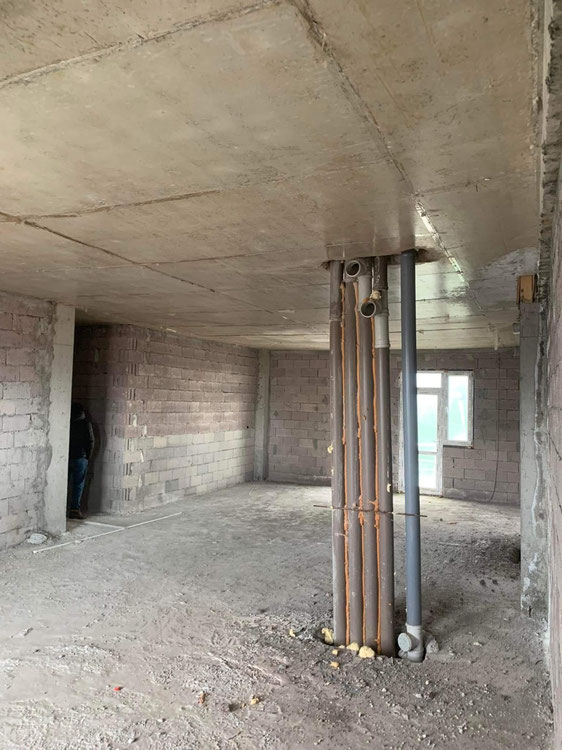 海边的黑框 — 来自开发商和业主的房地产搜索引擎 GEOLN.COM. 照片 1