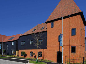 Недвижимость в Foal Hurst Green — смотрите на поисковике недвижимости GEOLN.COM. Фото 2