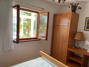 PIĘKNY DOM Z WIDOKIEM NA MORZE NA PRZEDMIOTACH SZYBENIKA — Wyszukiwarka nieruchomości od deweloperów i właścicieli GEOLN.COM. Zdjęcie 27