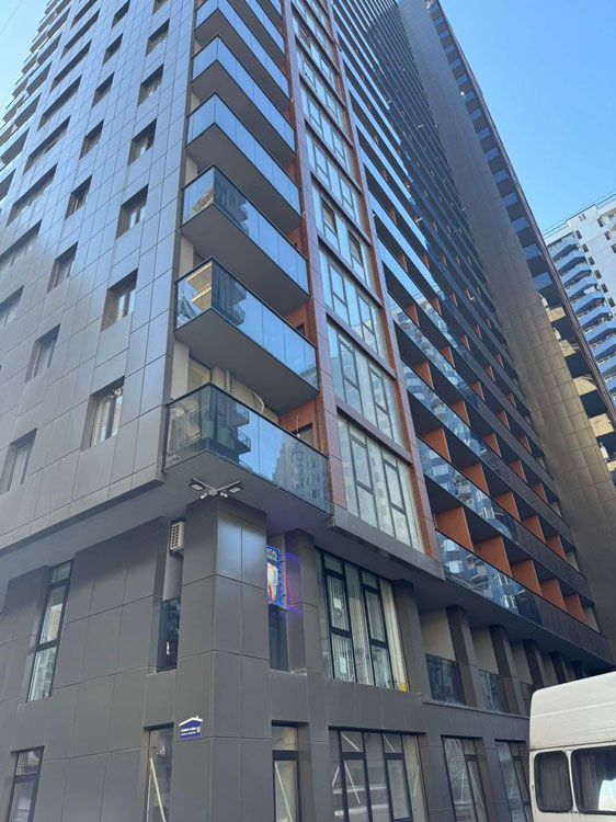 在巴图米出售的公寓 — 来自开发商和业主的房地产搜索引擎 GEOLN.COM. 照片 1