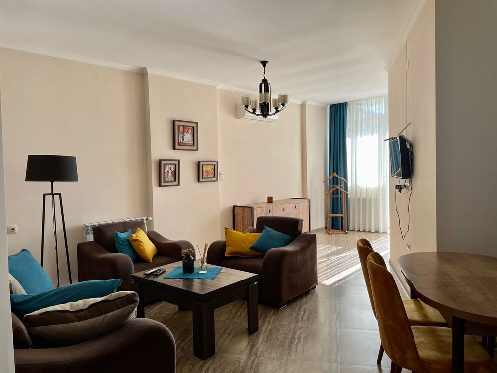 3房出售 — 来自开发商和业主的房地产搜索引擎 GEOLN.COM. 照片 1