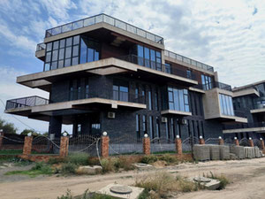 Нерухомість в Lisi Twin Resort — дивіться на пошуковику нерухомості GEOLN.COM. Фото 3