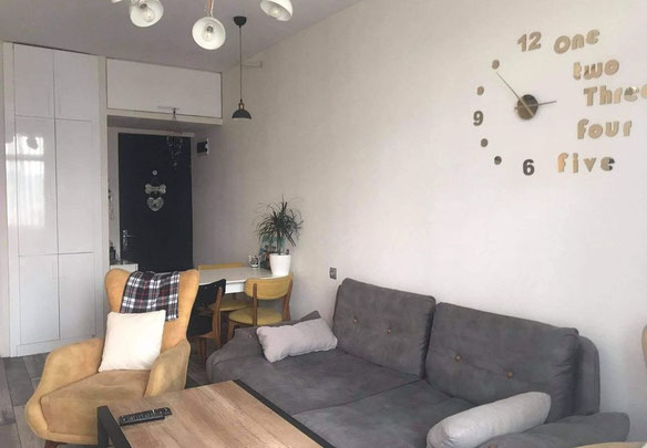 Продається 2-кімнатна квартира.