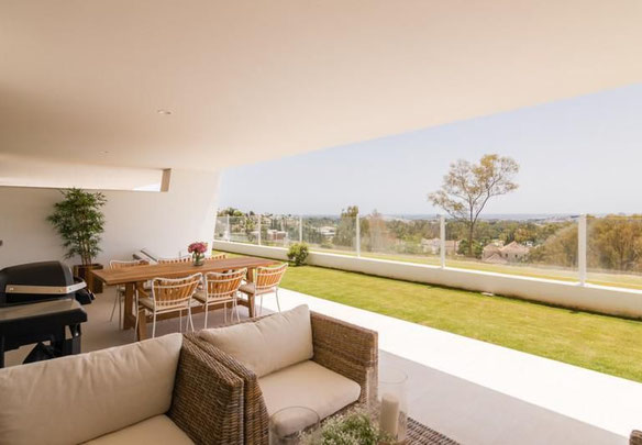 Apartment 2 bedrooms 110 m² in Nueva Andalucia, Spain