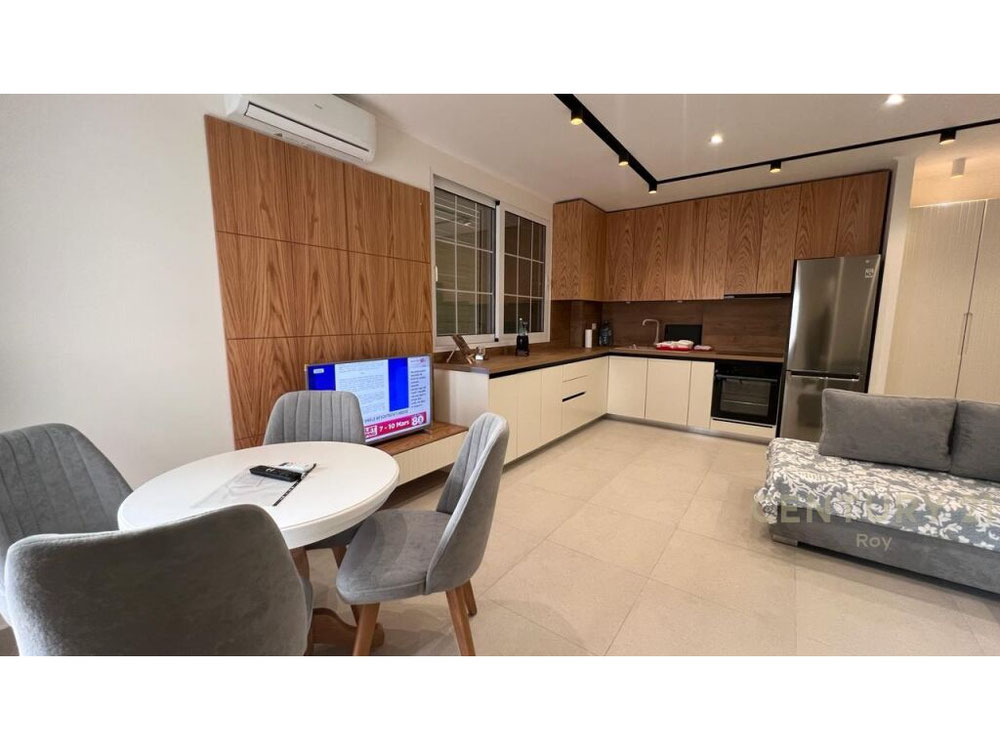 Apartments by the sea in sunny Albania — Find off-plan property or real estate resale directly from developers and owners GEOLN.COM. Photo 1