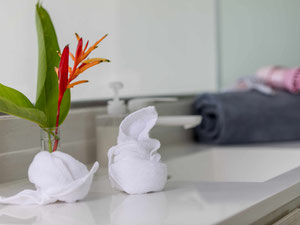 宽敞的4卧室泳池别墅，俯瞰山脉和大海 — 来自开发商和业主的房地产搜索引擎 GEOLN.COM. 照片 14