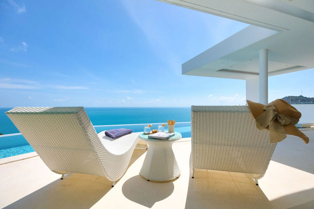 Велика 5-кімнатна вілла з басейном та видом на море в житловому комплексі на схилі — Пошуковик нерухомості від забудовників і власників GEOLN.COM. Фото 1