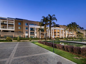 房地产在 Terraces at The Ambassador Gardens — look at the real estate search engine GEOLN.COM. 照片 2