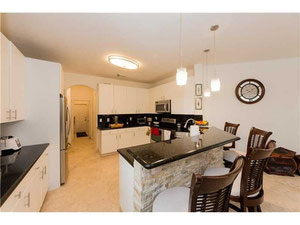 Casa en Estados Unidos, Florida, Doral — Encuentre propiedades fuera del plan o reventa de bienes inmuebles directamente de desarrolladores y propietarios GEOLN.COM. Foto 10