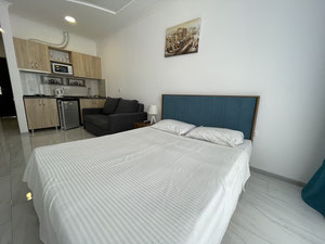 ბინა ზღვის ხედით მე-17 სართულზე — უძრავი ქონების ყიდვა და მფლო ბელებისგან GEOLN.COM. ფოტო 10