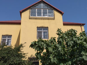 Два сучасні будинки збудовані на одній ділянці, з чудовим видом на рожеве солоне озеро — Пошуковик нерухомості від забудовників і власників GEOLN.COM. Фото 30