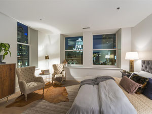 Real estate in The Ritz-Carlton Residences — look at the real estate search engine GEOLN.COM. Photo 2