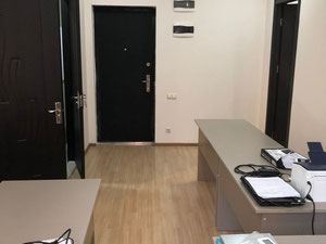 出售二楼 - 3 个功能办公室和 1 套公寓 — 来自开发商和业主的房地产搜索引擎 GEOLN.COM. 照片 19