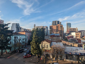 黑色框架在巴图米中心 — 来自开发商和业主的房地产搜索引擎 GEOLN.COM. 照片 4