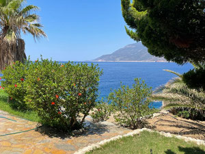 Turkey. Kas. Villa 220m2 with a pool by the sea. — Find off-plan property or real estate resale directly from developers and owners GEOLN.COM. Photo 2