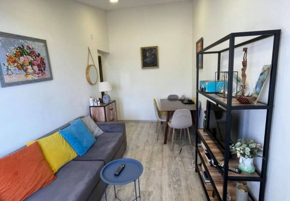 Продається 2 кімнатна квартира.