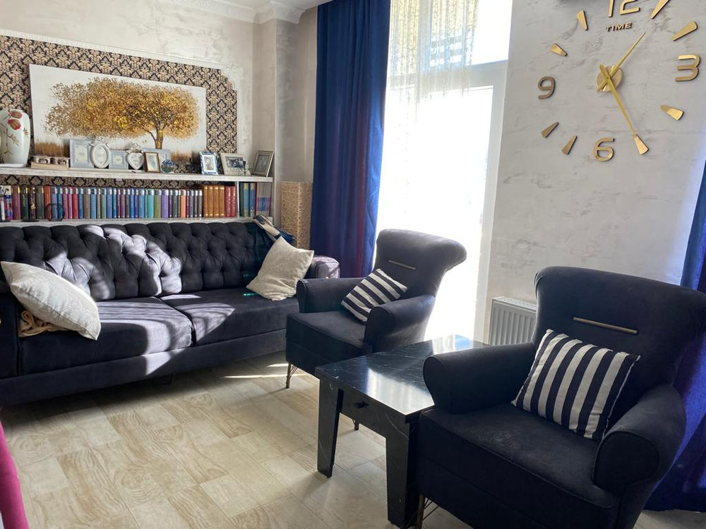 4房公寓出售 — 来自开发商和业主的房地产搜索引擎 GEOLN.COM. 照片 1