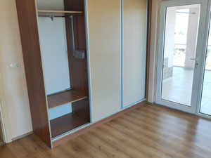 A 400 m de la carretera Pamukkale – Villa independiente de 3 plantas 6+1 – ¡Adecuada para familias numerosas y como inversión! — Encuentre propiedades fuera del plan o reventa de bienes inmuebles directamente de desarrolladores y propietarios GEOLN.COM. Foto 26