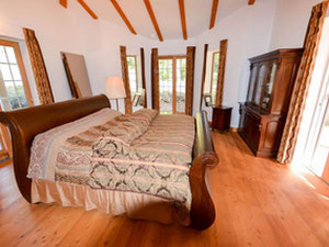 Casa en las afueras de Eslovenia, Möre og Romsdal, Sezana — Encuentre propiedades fuera del plan o reventa de bienes inmuebles directamente de desarrolladores y propietarios GEOLN.COM. Foto 2