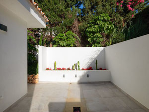 Villa 4 bedrooms 230 m² in Nueva Andalucia, Spain — Find off-plan property or real estate resale directly from developers and owners GEOLN.COM. Photo 8