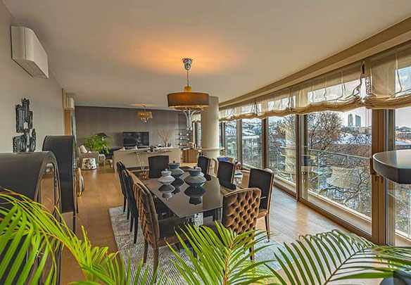 土耳其。伊斯坦布尔。Kosuyolu Koru Evleri住宅综合体的237平方米公寓。