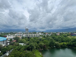 dağ manzaralı stüdyo, güneşli taraf. iskelet — Sahiplerden yada inşaatcilardan mülkiyet arama GEOLN.COM. Fotoğraf 3
