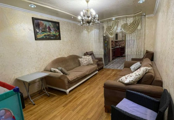 Продается 4-комнатная квартира