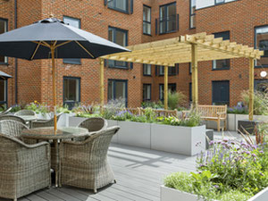 Nieruchomości w Holly Place — spójrz na wyszukiwarkę nieruchomości GEOLN.COM. Zdjęcie 2