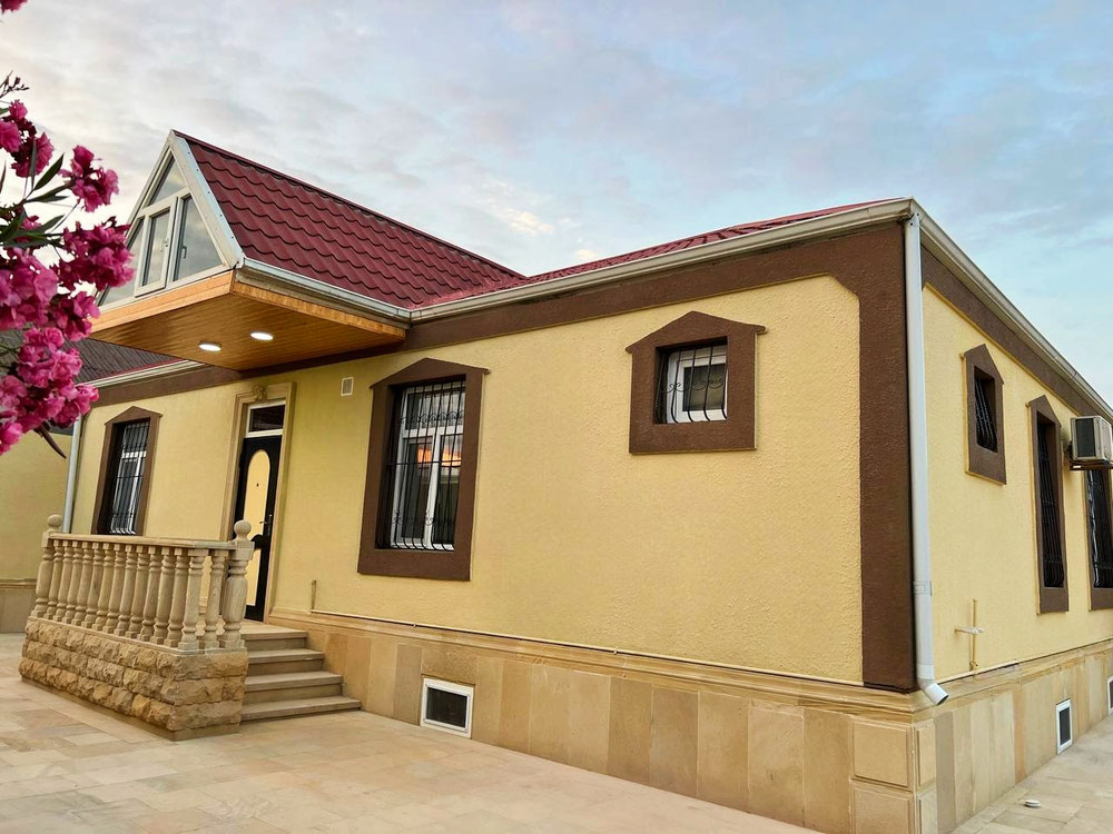 ПРОДАЄТЬСЯ! ПОВНІСТЮ ВІДРЕМОНТОВАНИЙ ДІМ З ДІЛЯНКОЮ — Пошуковик нерухомості від забудовників і власників GEOLN.COM. Фото 1