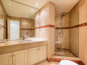 Apartment 3 bedrooms 156 m² in the New Golden Mile, Spain — Find off-plan property or real estate resale directly from developers and owners GEOLN.COM. Photo 14