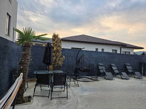 Продається новий котедж з басейном у Сабуртало, озеро Лісі — Пошуковик нерухомості від забудовників і власників GEOLN.COM. Фото 3