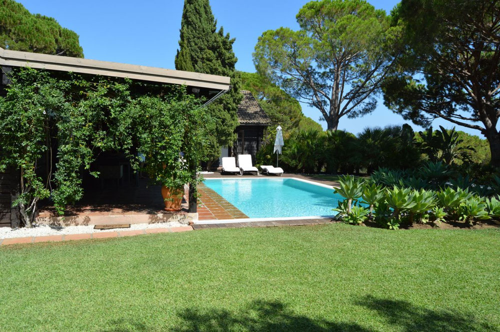 ვილა 4 საძინებელი 414 მ² ელვირიაში, ესპანეთი — უძრავი ქონების ყიდვა და მფლო ბელებისგან GEOLN.COM. ფოტო 1