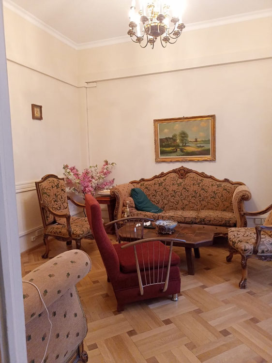 דירה למכירה במרכז טביליסי — חיפוש נדל"ן מפרטי ומקבלן GEOLN.COM. תמונה 1