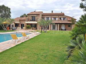 Вілла у Франції, Фрежюс — Пошуковик нерухомості від забудовників і власників GEOLN.COM. Фото 2