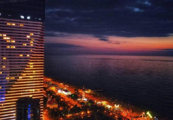 巴统 Orbi 市待售公寓