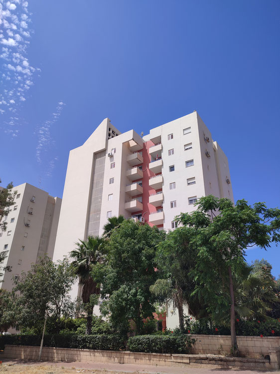 优秀的公寓 — 来自开发商和业主的房地产搜索引擎 GEOLN.COM. 照片 1