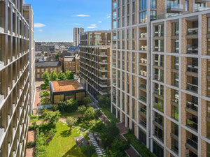 Real estate in Prince Of Wales Drive — look at the real estate search engine GEOLN.COM. Photo 2