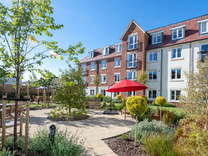 Immobilien in Keyes Lodge — Schauen Sie sich die Immobiliensuchmaschine GEOLN.COM an. Foto 2