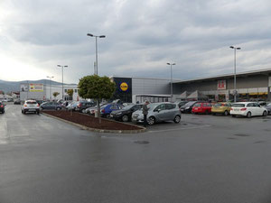 商店在斯洛文尼亚的一个大城市，斯洛文尼亚比斯特里察 — 来自开发商和业主的房地产搜索引擎 GEOLN.COM. 照片 4