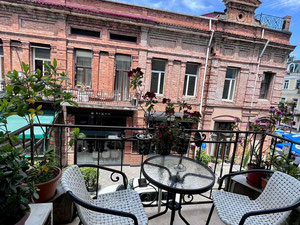 巴图米老城区的三居室公寓 — 来自开发商和业主的房地产搜索引擎 GEOLN.COM. 照片 11