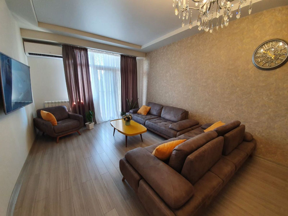 五房公寓出售 — 来自开发商和业主的房地产搜索引擎 GEOLN.COM. 照片 1