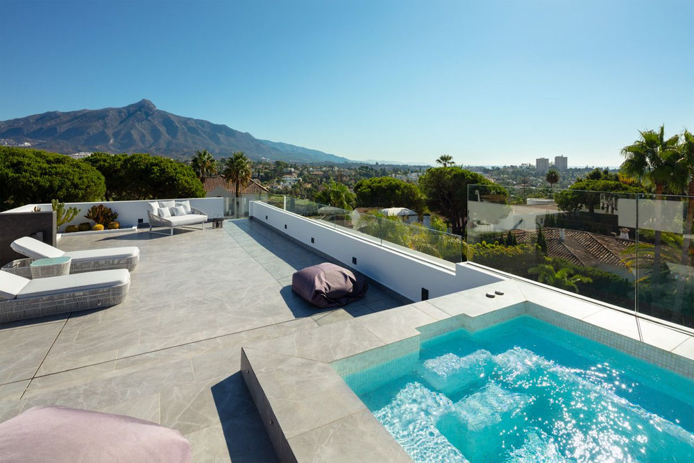 Вілла 5 спалень 520 м² в Нуєва Андалусія — Лас-Брісасе, Іспанія — Пошуковик нерухомості від забудовників і власників GEOLN.COM. Фото 1