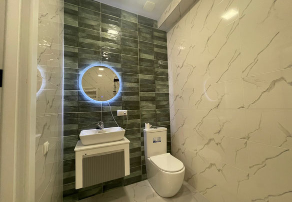 Продається квартира на Надзаладеві.