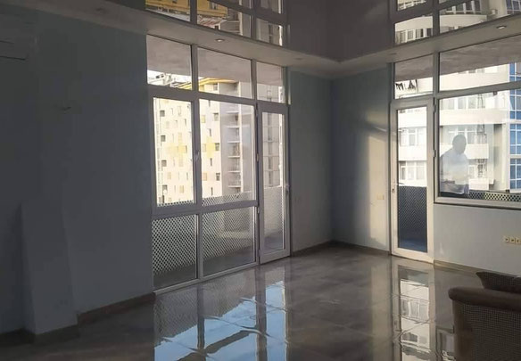 Продается 4-комнатная квартира